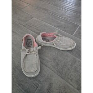 Hey Dude Womens Wendy Chambray White Nut Slip On Loafers Size 7 Casual Tan Beige